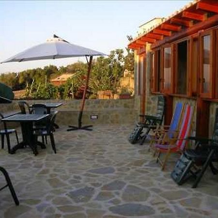 Case Vacanze La Cernia Bruna Isola di Ustica Exterior photo